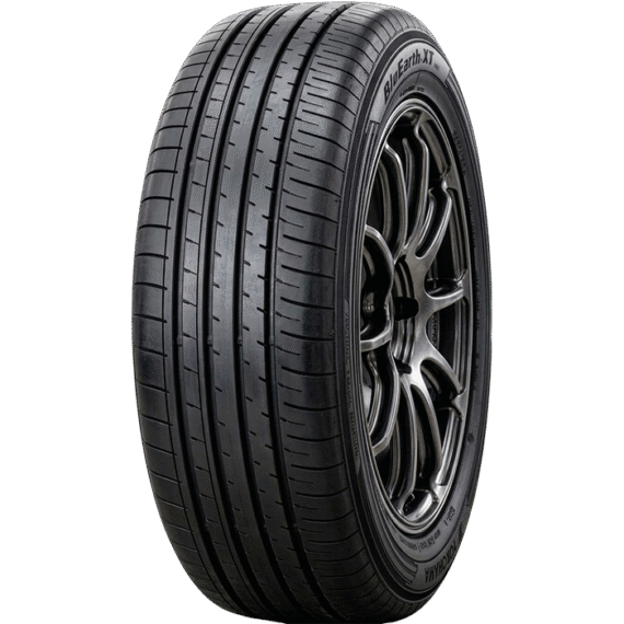 LLANTA YOKOHAMA 215/55 R18 EA61