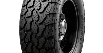 LLANTA APTANY 215/65 R16 RU044