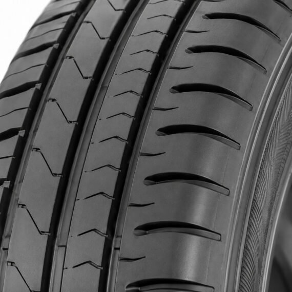 LLANTA FALKEN 165/70 R14 SN832I - foto 5